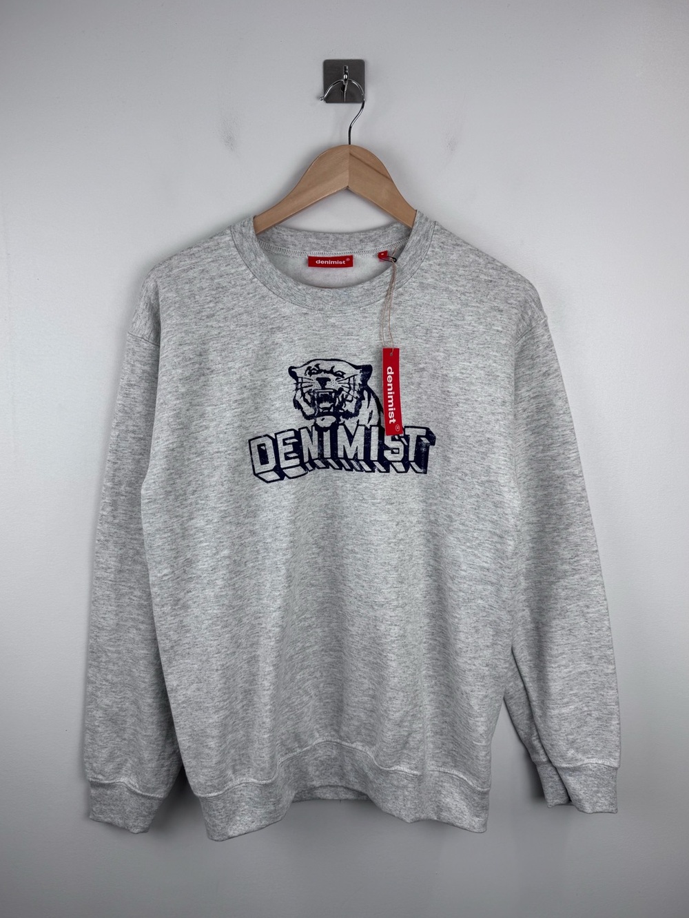 NWT Denimist Women Tiger Print Classic Grey Sweater Size Small